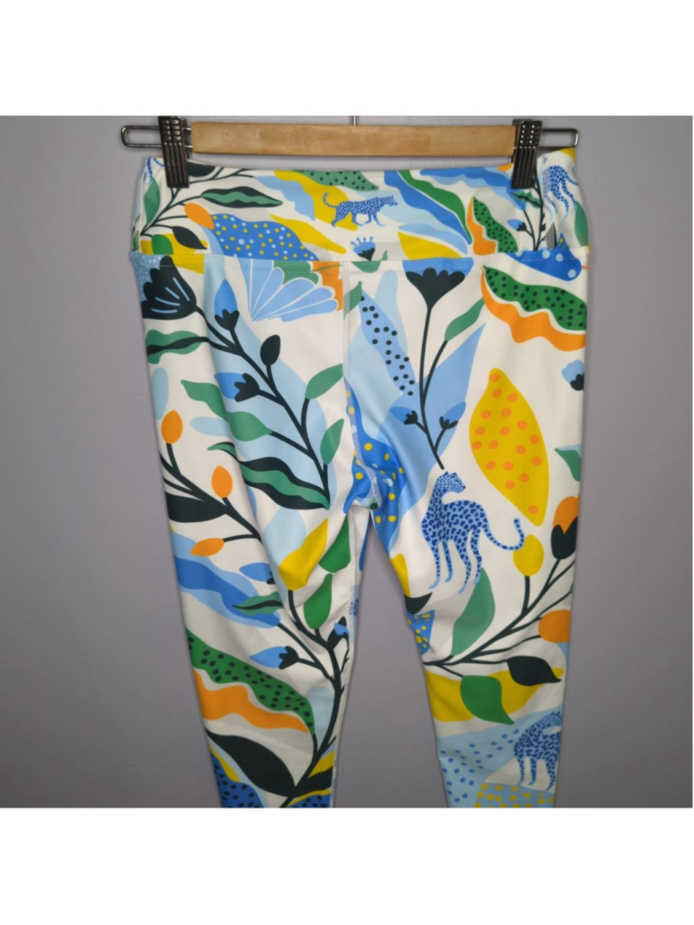 Jessie Zhao New York High Waist Yoga Leggings - L - Blue Leopard Botanical Print - Picture 7 of 15